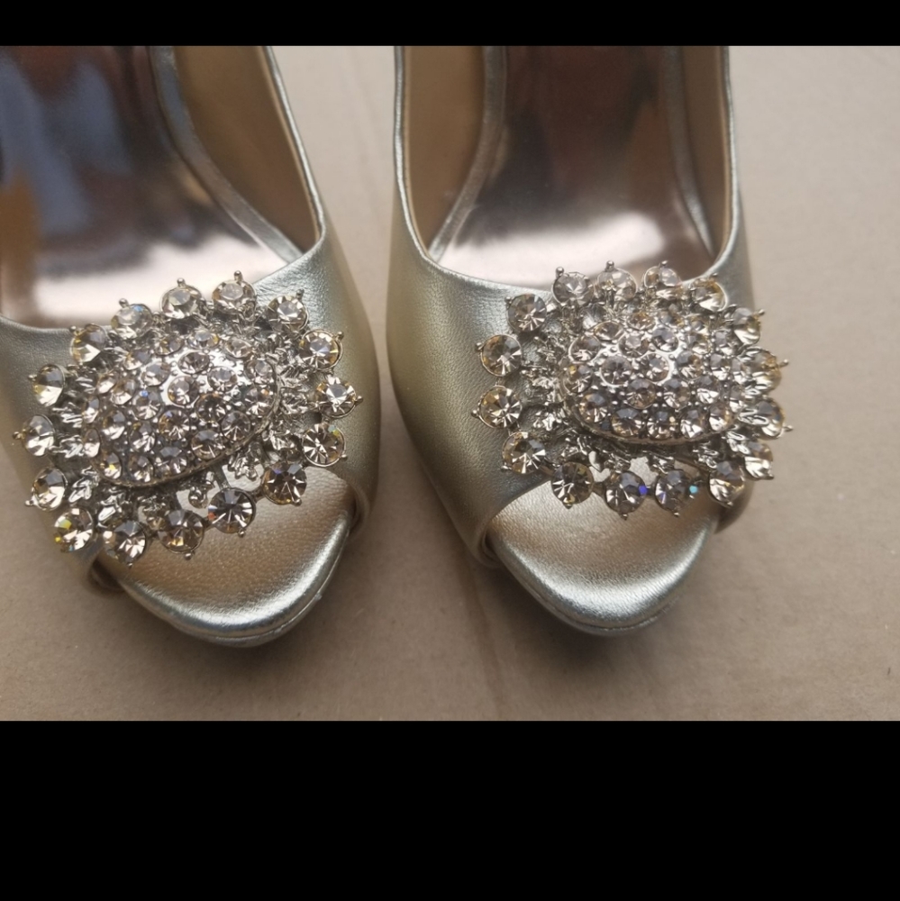 BADGLEY Mischka size 7 heels. - Picture 11 of 12